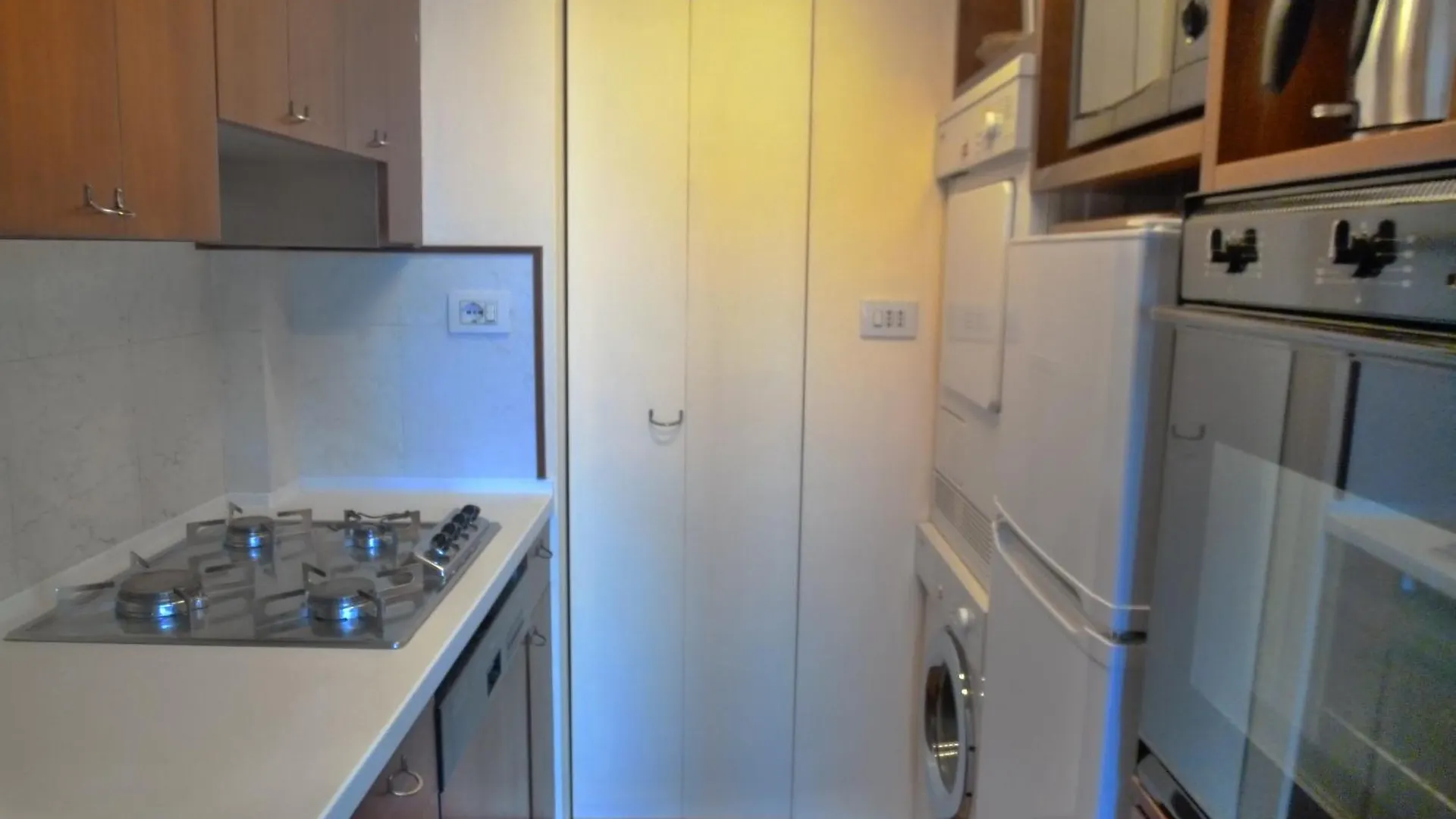 Penthouse In Fashion District Of Milan, Close To Montenapoleone, Duomo, Scala 0*, Milano Italia