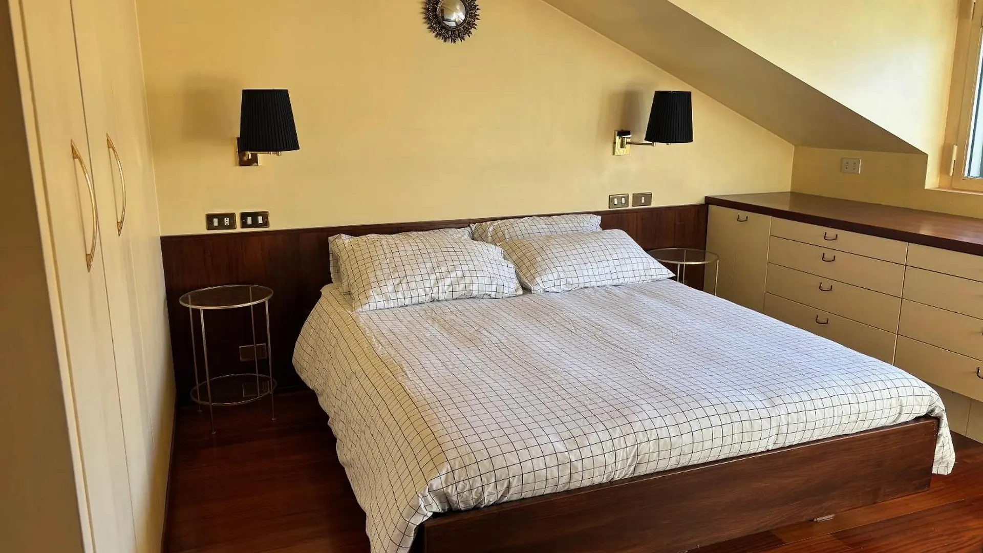 Penthouse In Fashion District Of Milan, Close To Montenapoleone, Duomo, Scala Appartamento Milano