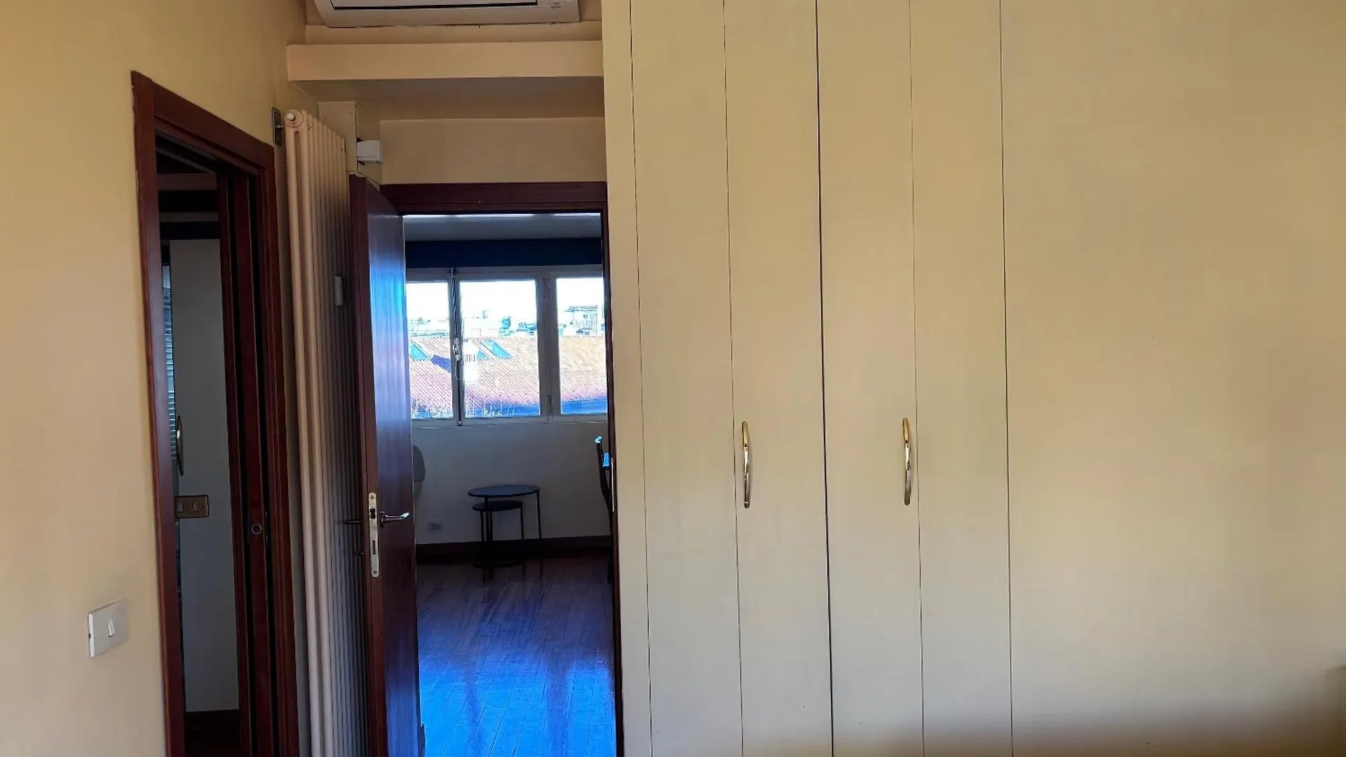 Penthouse In Fashion District Of Milan, Close To Montenapoleone, Duomo, Scala